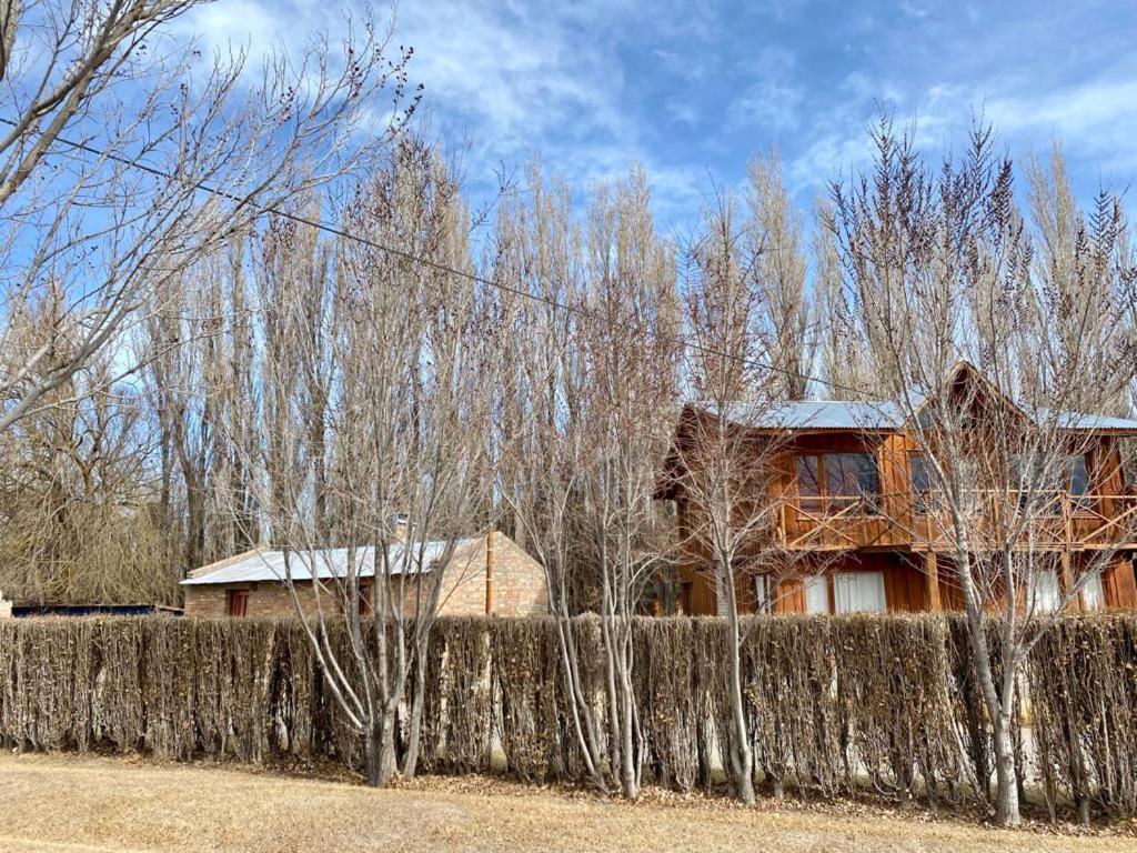 Hosteria & Cabanas Rio Fenix Перито-Морено Экстерьер фото